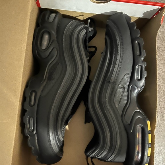 6 pair lot size 9.5 mens - Picture 6 of 6